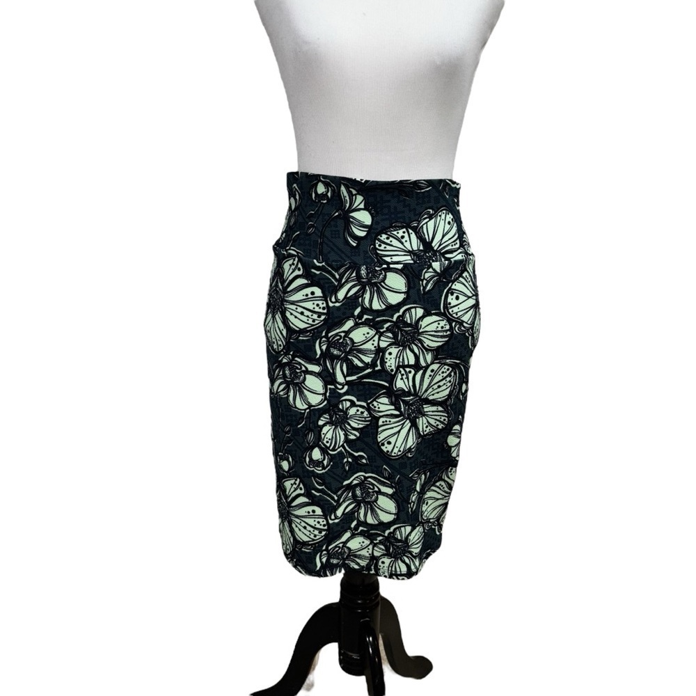 LuLaRoe Women's Size XS Cassie Pencil Skirt Floral Print Elastic Waist Stretchy